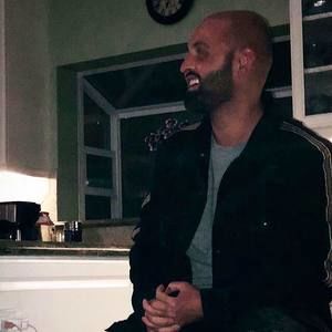 Meet your Posher, Adam